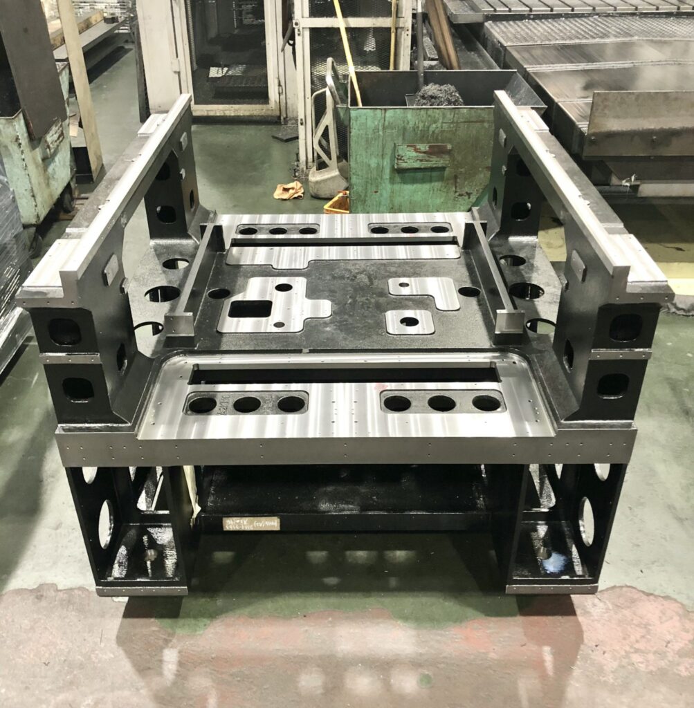 5面加工 ベースFCD450 機械加工 半導体製造装置/量産（マシニングセンター）1300x1300x950