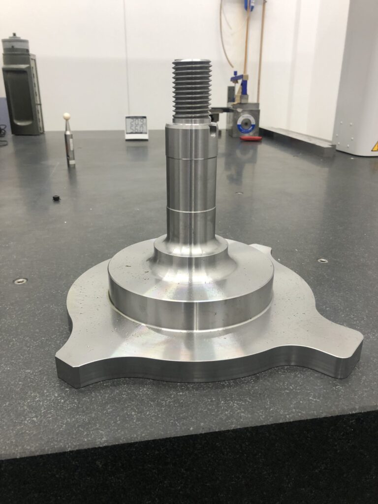 鉄道車輛用軸バネ座