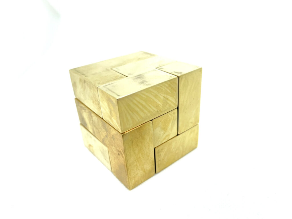 真鍮製立体パズル_1