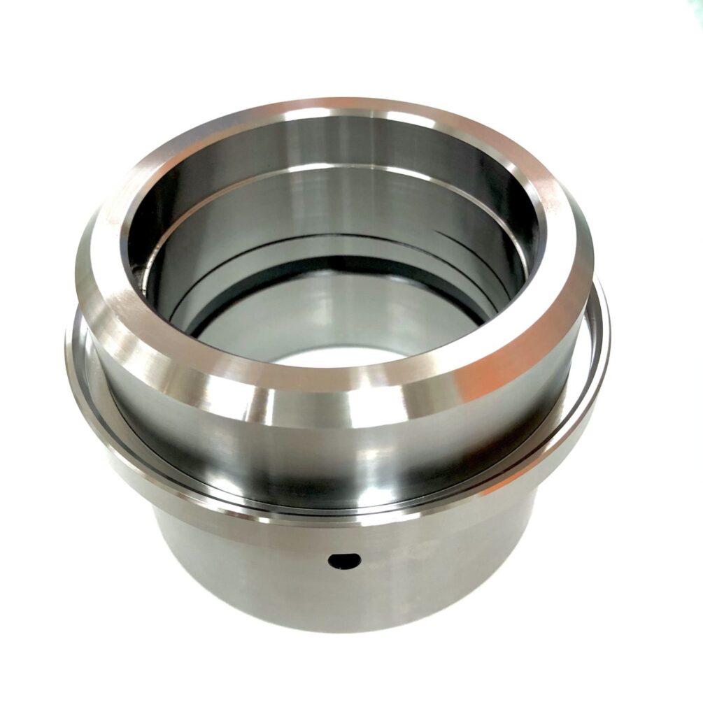 スリーブ SCM435H 機械加工 工作機械 /小ロット（複合旋盤） φ95×63