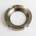ベアリングケース 機械加工